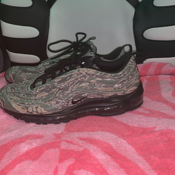 Air max - Picture 2 of 6